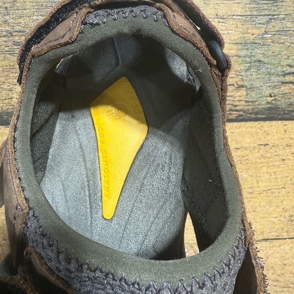 Teva Men's Brown and Black Hiking Sandals - Picture 4 of 11